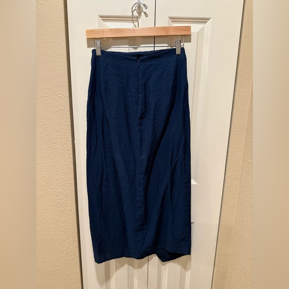 Vince Carnation Asymmetrical Cascade Drape Midi  Skirt Blue , size 0 - Picture 4 of 11